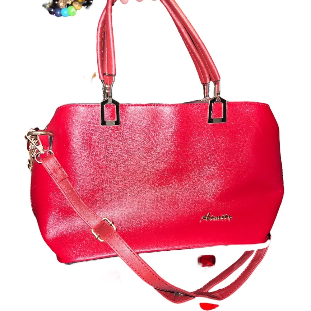 red purse